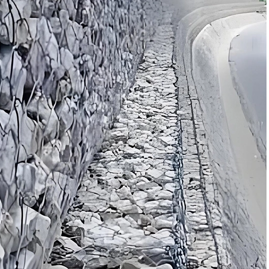 Highway Gabion Mesh: A Durable Slope Protection Solution